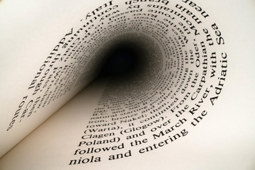 交通事故中没有出示警示三角架双方都处罚吗。需处罚多少？