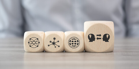 大班主题教案《动物世界》